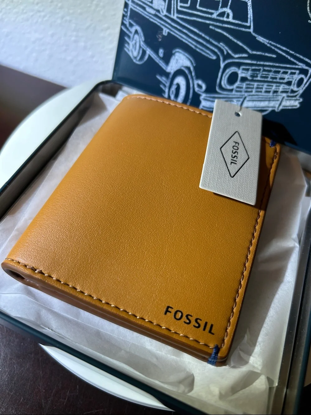 NWT Fossil Joshua Vegan Cactus Bifold Wallet in Tan